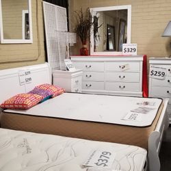 Brand New White Queen Sleigh Bedframe + Dresser + Mirror + Nightstand 4PCs Set