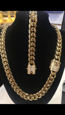 Brand New 18kt Gold over Stainless Steel 14mm Miami Cuban Link Chain and Bracelet set