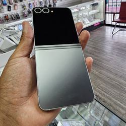 Samsung Galaxy Z Flip 6 Unlocked 