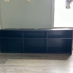 Free 65 inch tv Stand