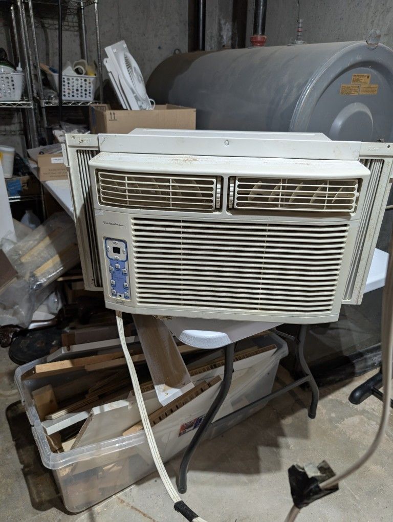Frigidaire Air Conditioner Used