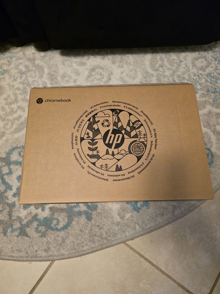 HP -2-in-1 14" Wide Ultra XGA Touch-Screen Chromebook Plus Laptop with Google Al - Intel Core i3 - 8GB Memory - 256GB SSD - Mineral Silver