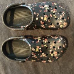 Women’s Crocs $22