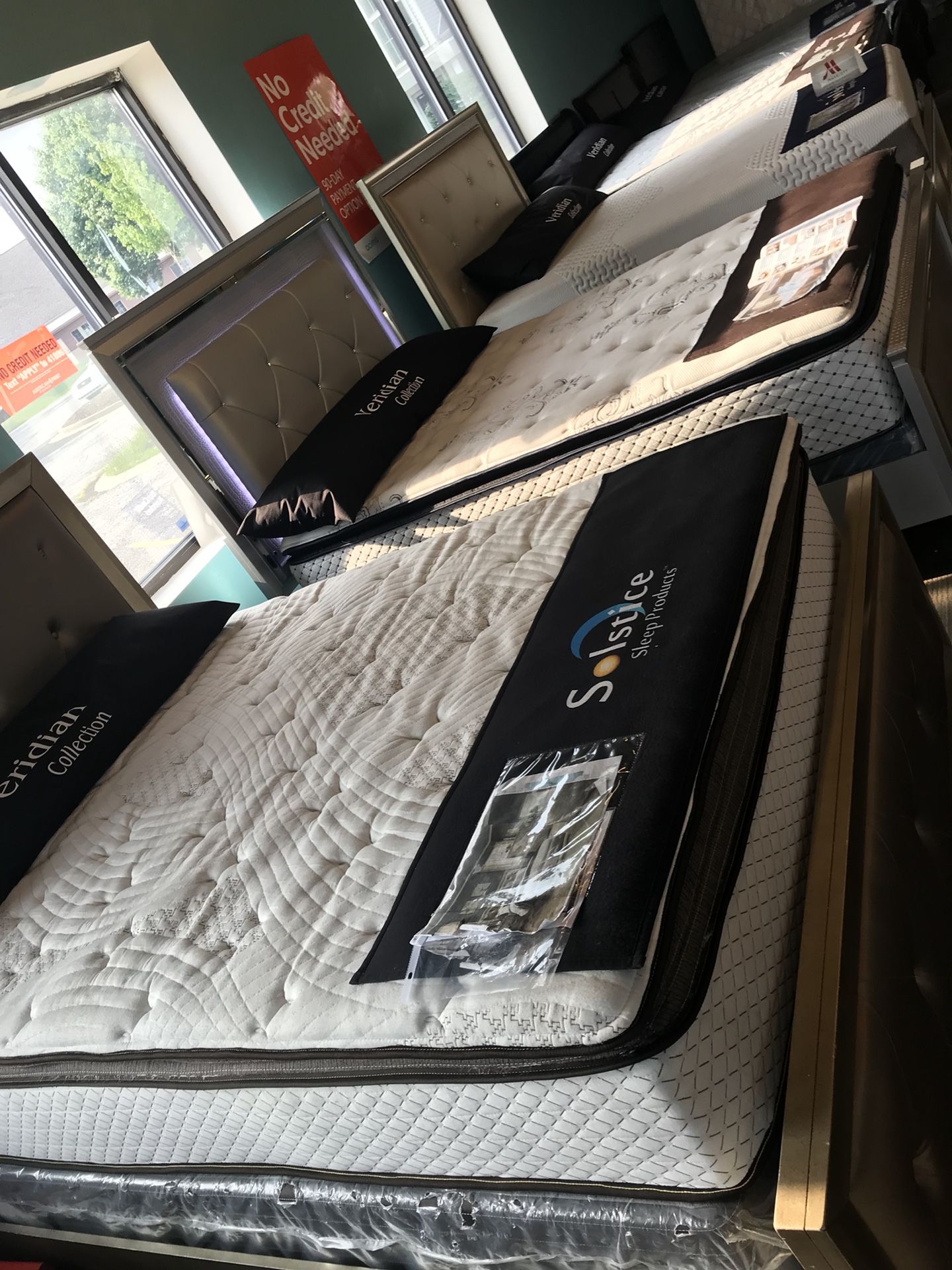 Best quality furniture for affordable prices also offer $10 down payment options SAME DAY DELIVERY