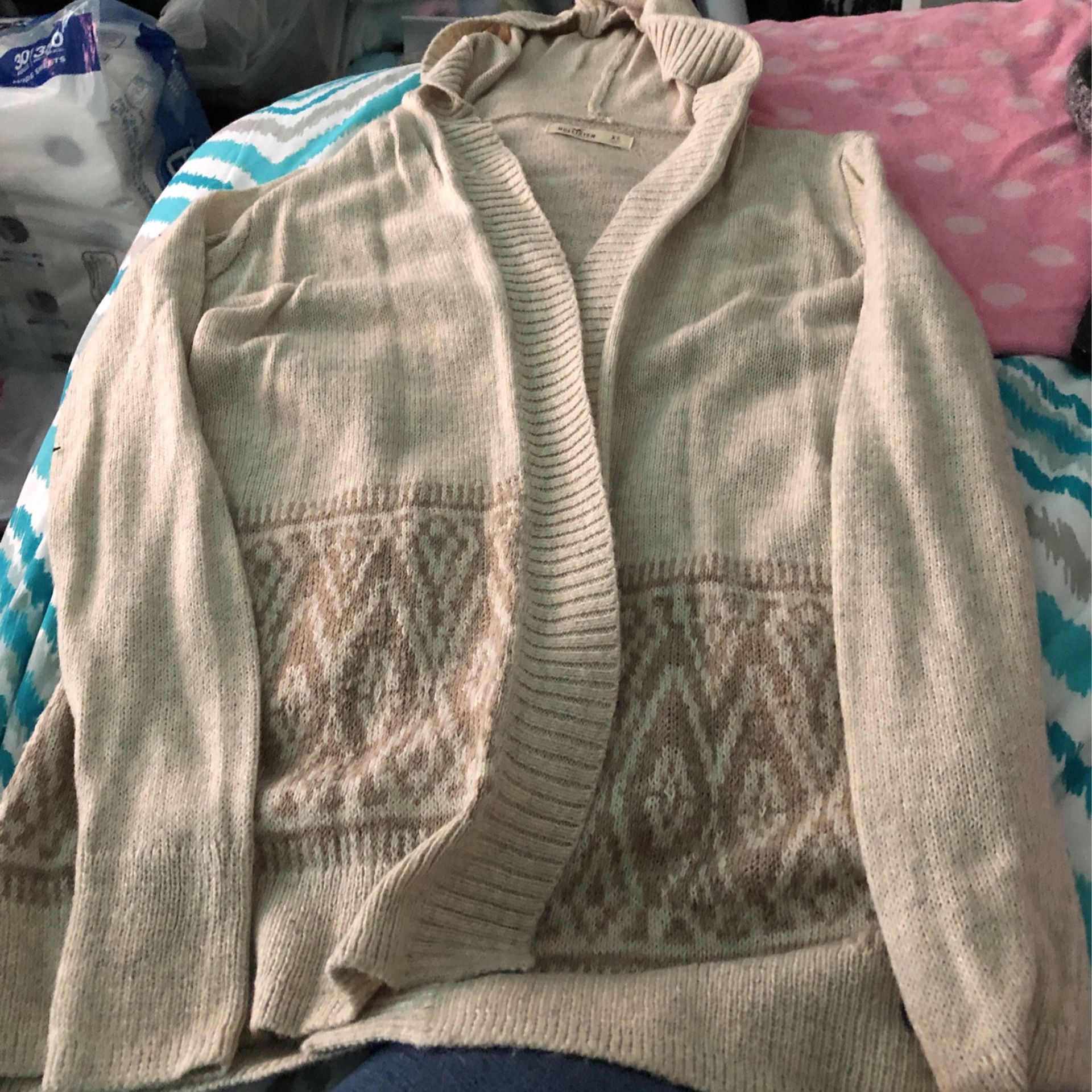 Hollister hoodie sweater newnever used