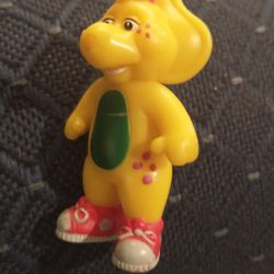 Barney & Friends BJ Yellow Dinosaur 3"T PVC Toy 2007 Vintage

