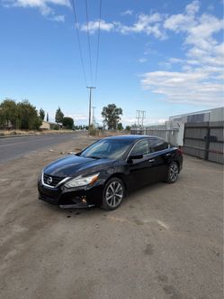 2016 Nissan Altima SR