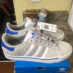 Tenis Nuevos Size 9 De Hombre Y10 De Mujer Marca Adidas New Never Used 