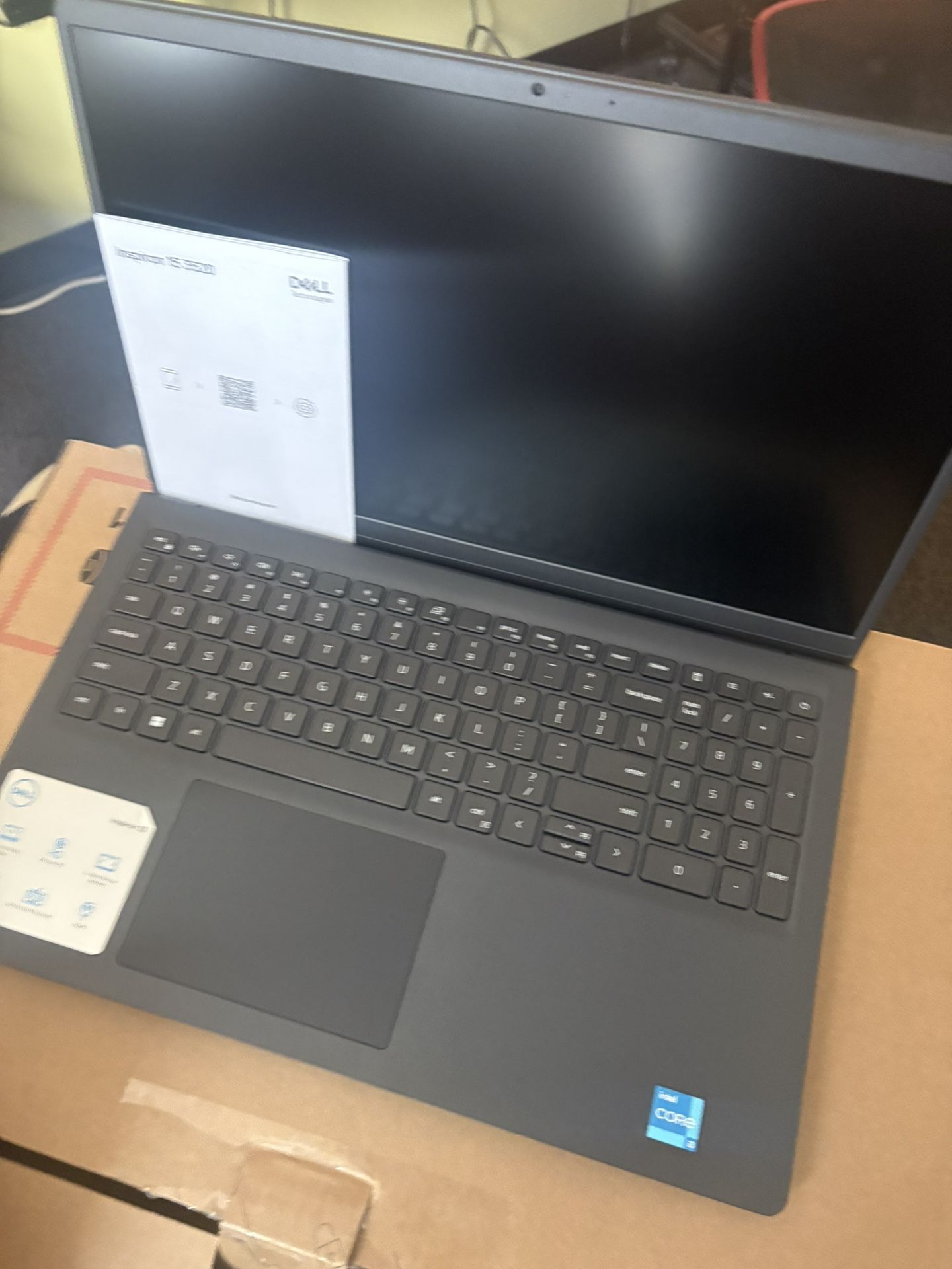 Dell Inspiron 15 3000 Model 3520 Carbon Black