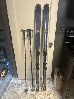 Women’s Dynastar Legend 4800 Skis & Scott Poles