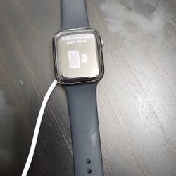 Apple Watch Series 9 45mm LTE