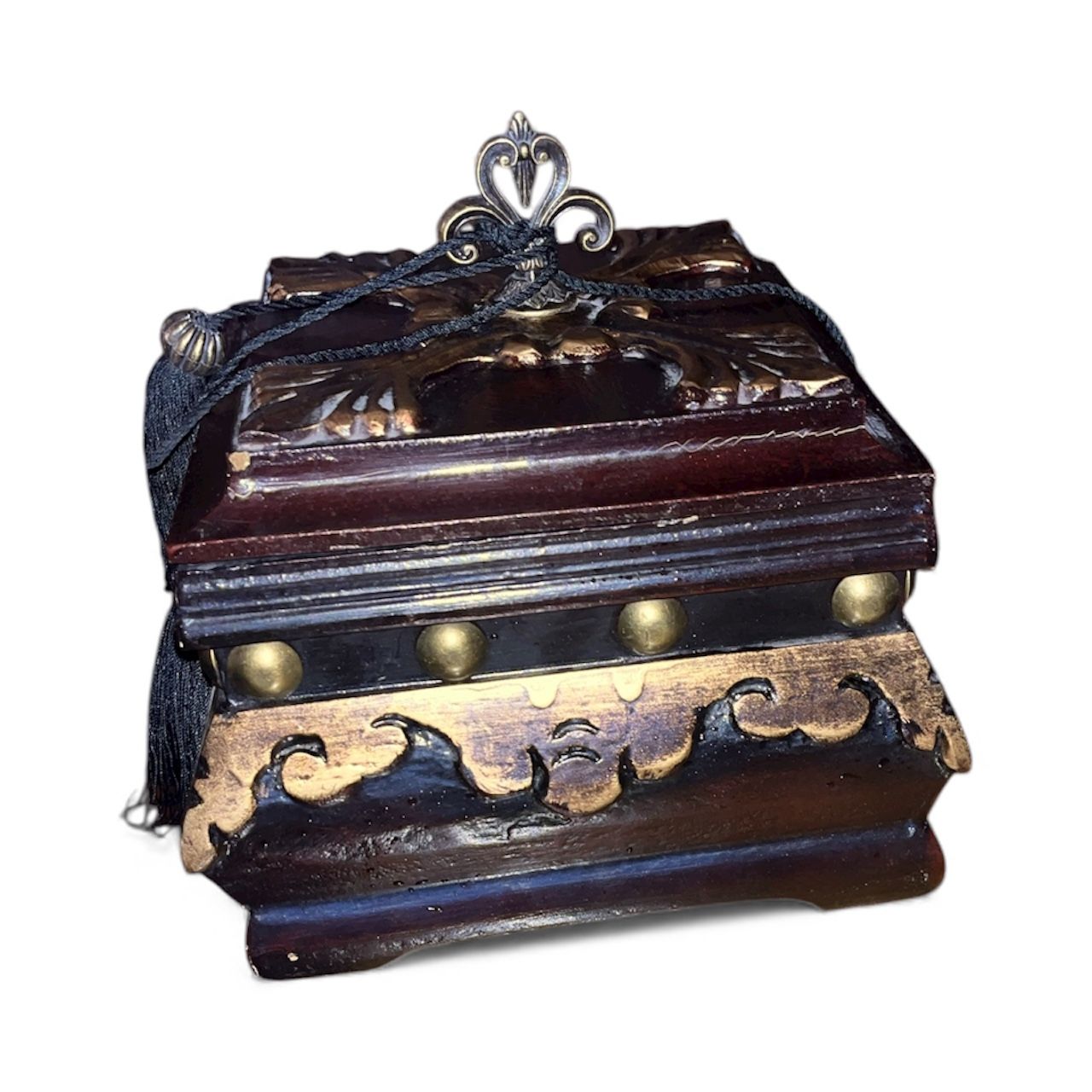 Vintage Sterling Industries Solid Camelot Wood Box 89-2263 With Metal Accents