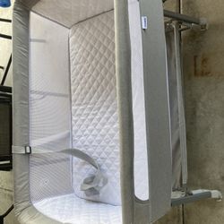 Cowiewie Bassinet Bedside Sleeper