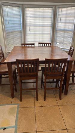Dinning Room Table