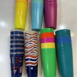 37 plastic tumblers mixed colors 
