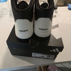 women's Adidas Shoes 