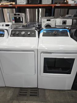 GE Set Top Load Washer And Electric Dryer White NewGE Set Top Load Washer And Electric Dryer White New