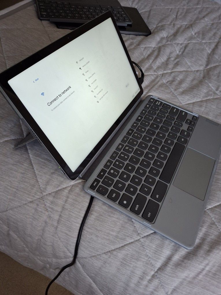 Lenovo - Duet 11 Chromebook Touchscreen 2-in-1 Tablet