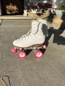 Girls skates