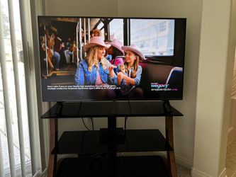 Lg 48 In Tv With Glass Tv Stand