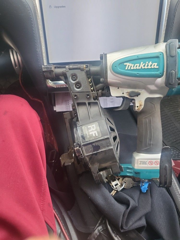 Makita Roofing Nailer