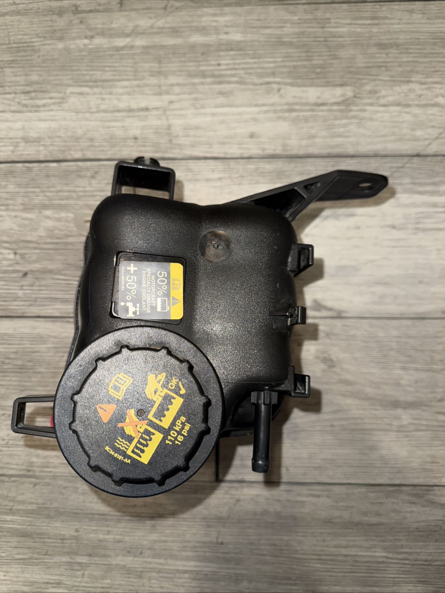 2011-2019 FORD EXPLORER 3.5L RADIATOR OVERFLOW FLUID RESERVOIR BOTTLE TANK OEM
