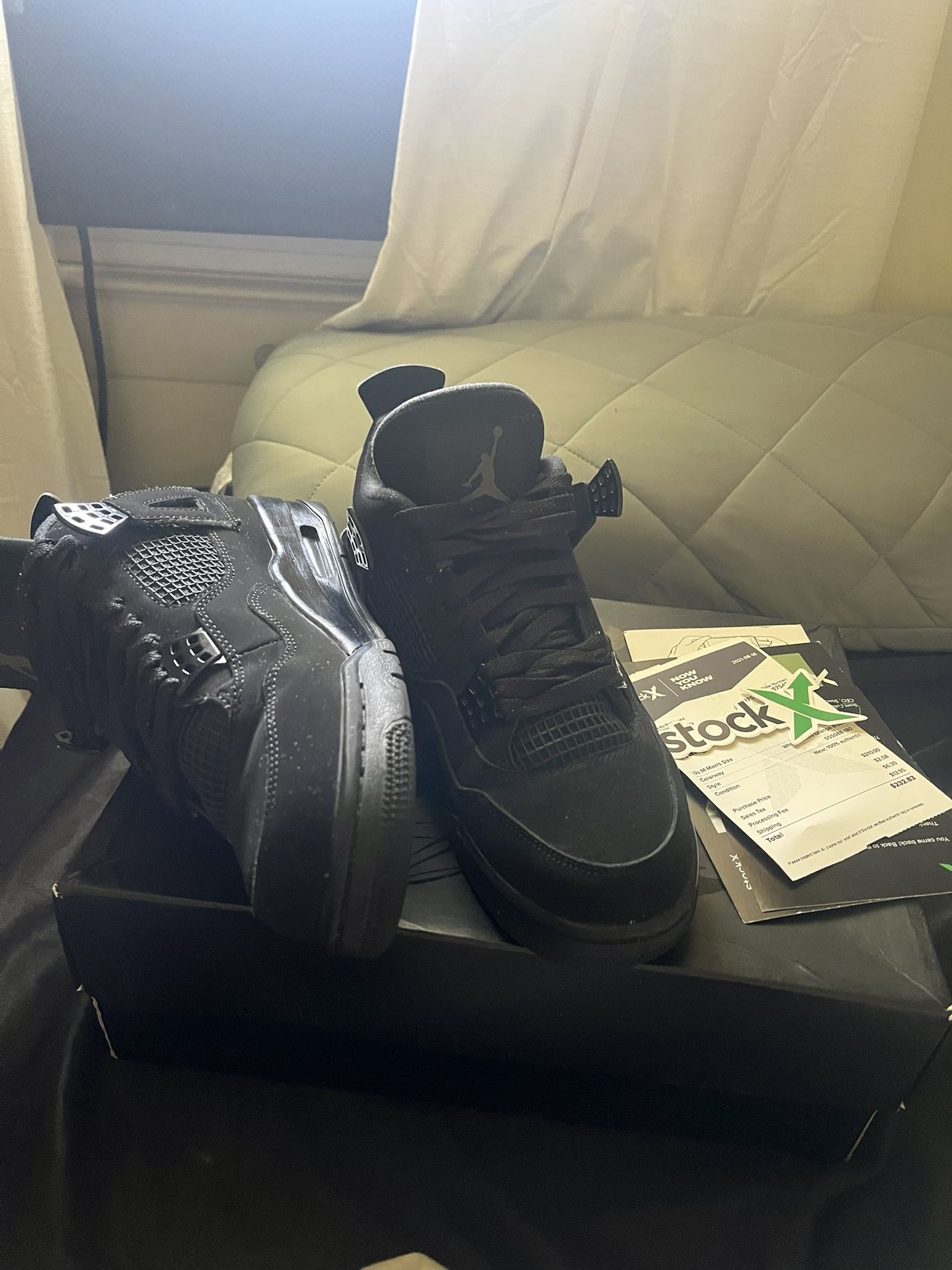 black Cats 4s