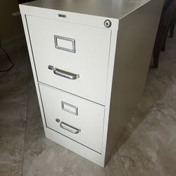 2 Drawer Filing Cabinet W Lock