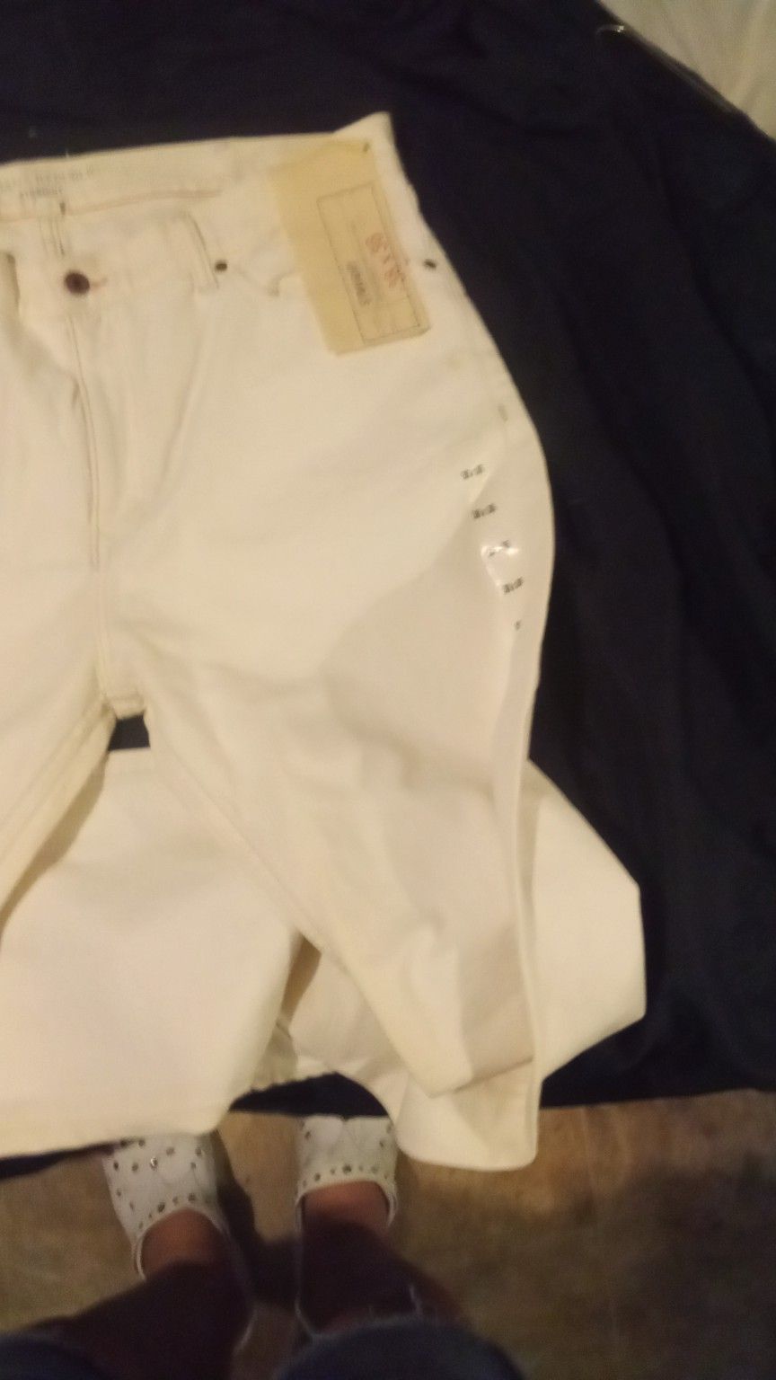 Men's Banana Republic Jeans 38×36 For Sale Brand New With Tags On Them White Relaxed Fit With Straight Legs 