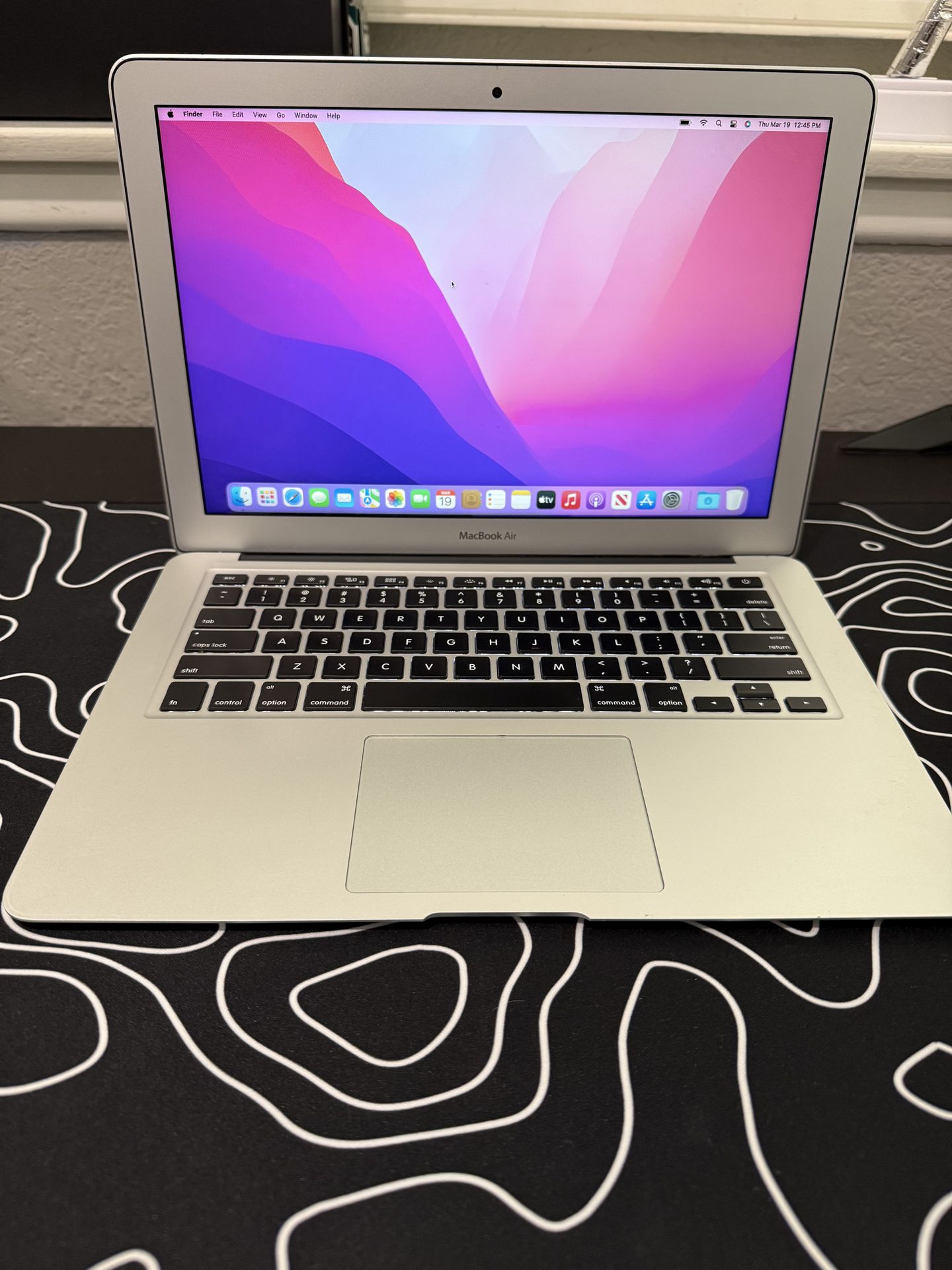 MacBook Air 2017 (13 inch)