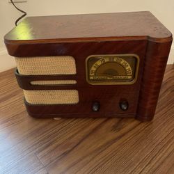 ANTIQUE 1940 GE TUBE RADIO CANADIAN JK50 TABLE In Good Condition $30 Firm On Price