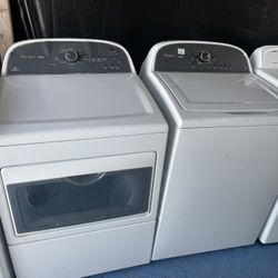 Whirlpool Set Washer And Dryer / 🔌Comes with 2 month warranty 📆LOCATED AT:📍📍 5200 E 10TH AVENUE TAMPA FL 33619PHONE 📲 813~473~0570