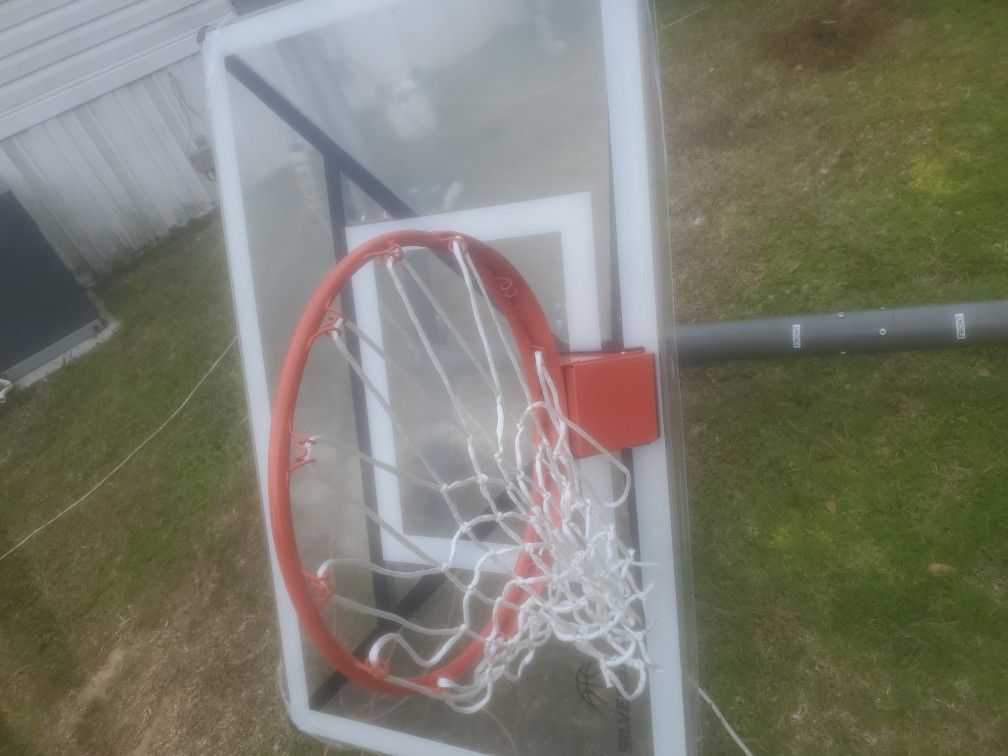 Basketball Goal With Pole