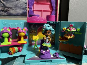 Gabby Dollhouse $10