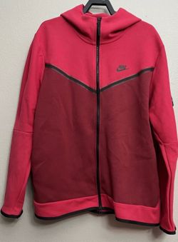 Nike tech large