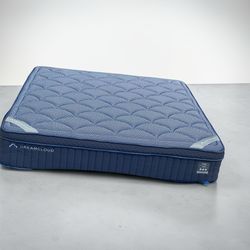 The DreamCloud Premier Rest, King, Like New, Excellent Condition