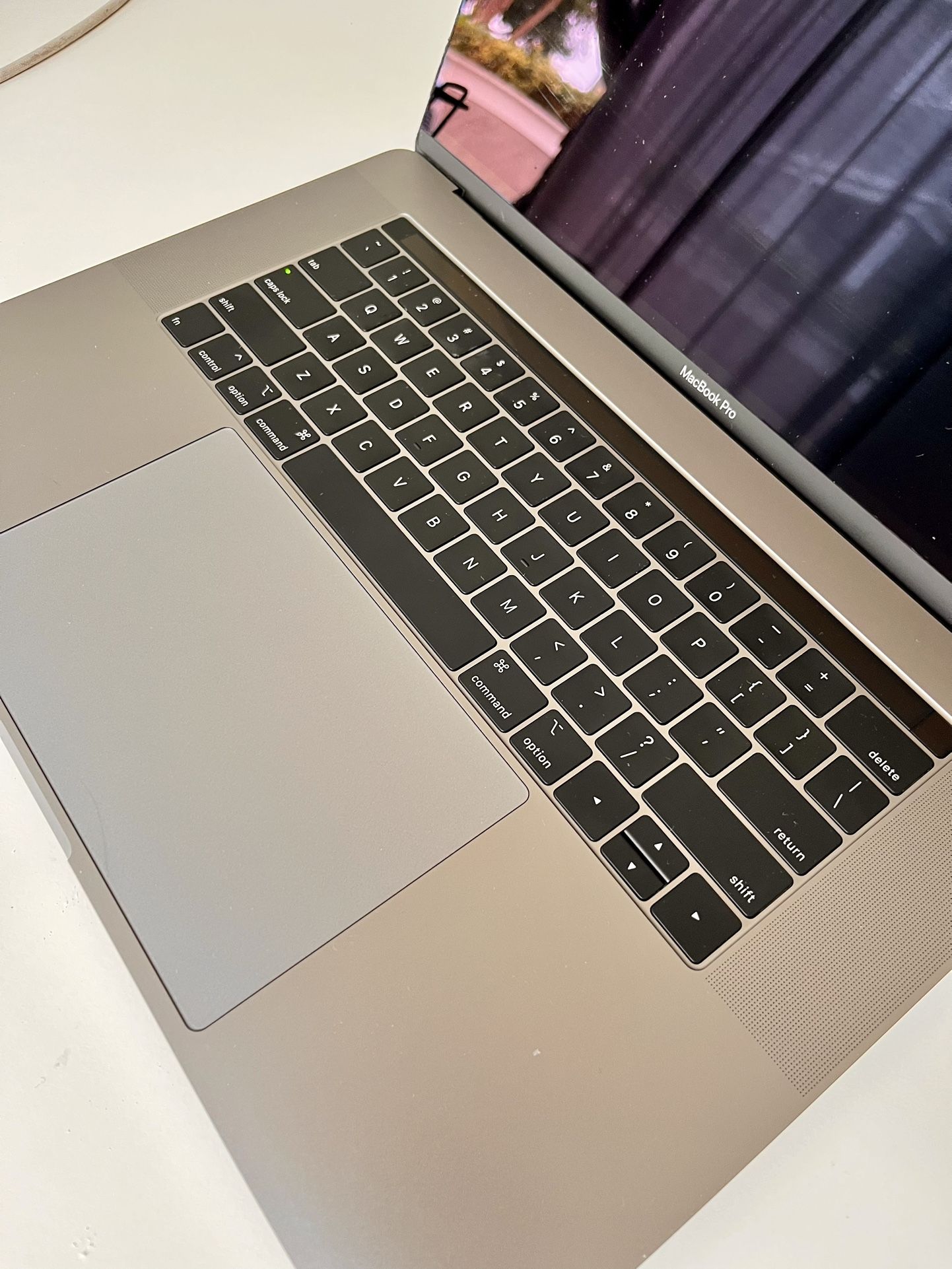 値下げ Mac Pro15 2018 1TB/32GB GPU Vega20 値下げ Mac Pro15 2018 1TB/32GB GPU Vega20 - メルカリ