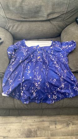 Women’s shirt