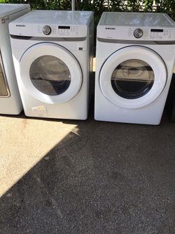 Set washer and dryer gas
