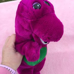 VINTAGE Barney The Purple Dinosaur Hand Puppet Soft Plush  15 Inches