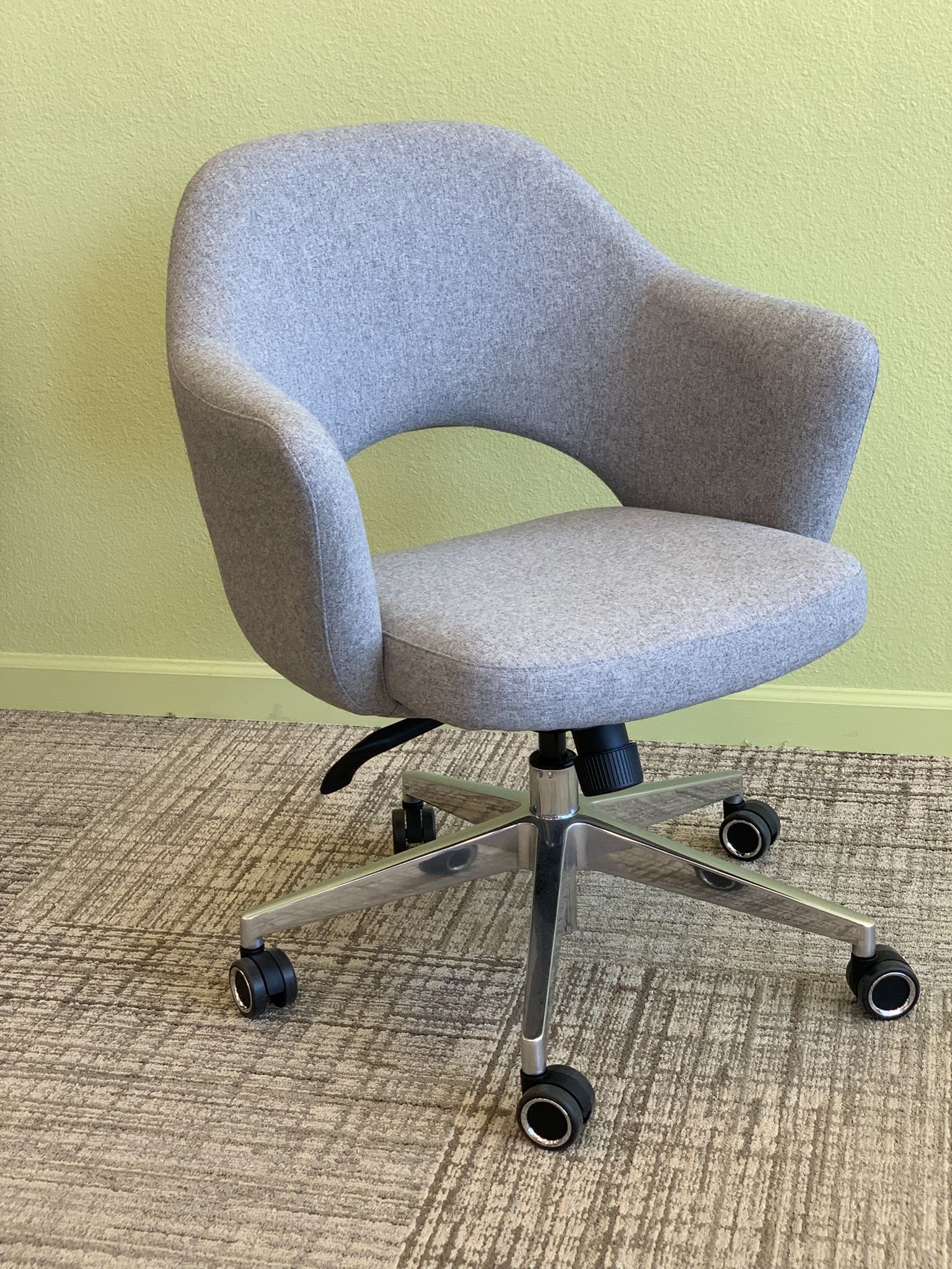  Woodstock Marketing Melanie Contemporary Conference Room Swivel Chair (NEW)
