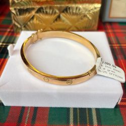 Ladies Bangle Bracelet 