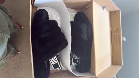 Ugg slippers