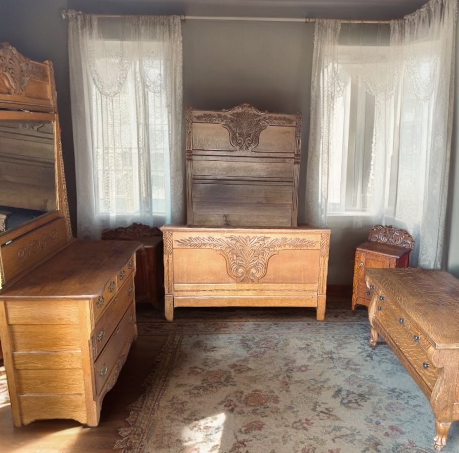 1800’s Antique Tiger Wood Bedroom Suite Furniture