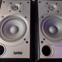 Infinity Bookshelf Speakers