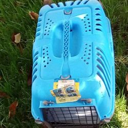Small Pet Carrier Works Perfect Asking $20 South La 90043 