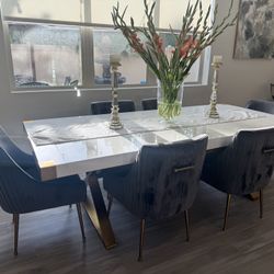6 Tuffed Gray And Gold Dining chairs For Kitchen 