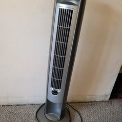 Lasko Tower Fan With Remote Control 