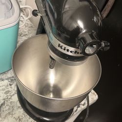 Kitchen Aid Mixer 