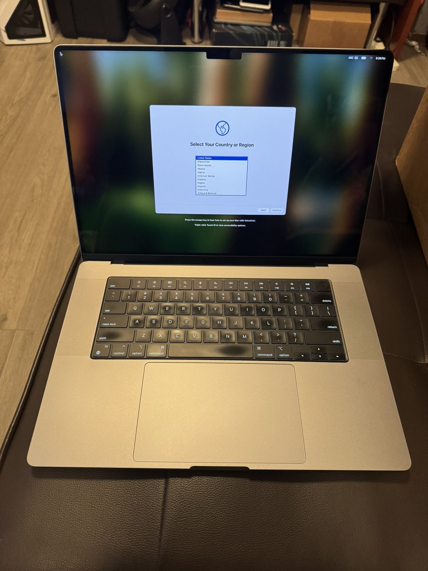 MacBook Pro 16" M1 Pro 1TB
